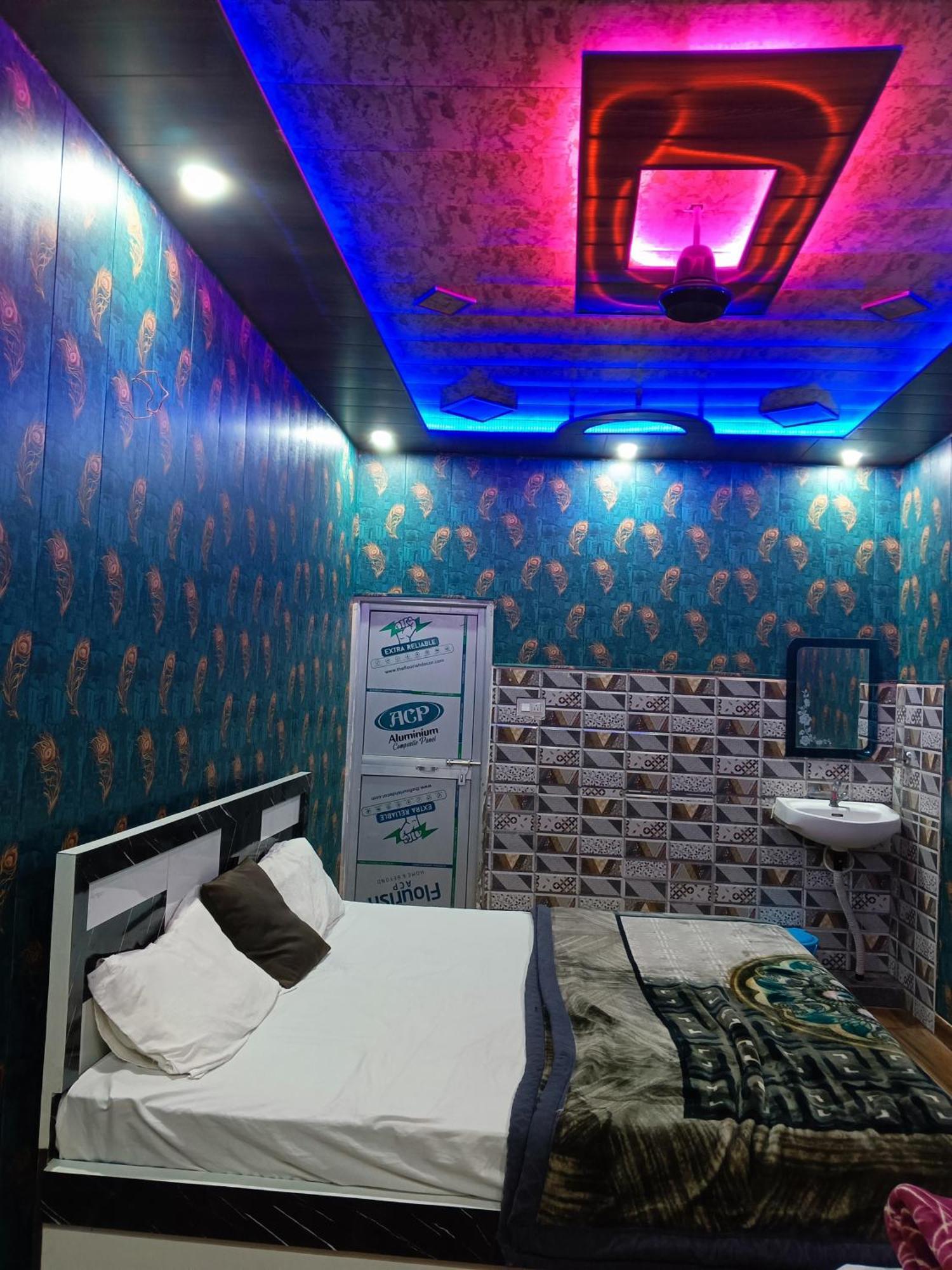 Hotel La Ayodhya Residency Exterior foto